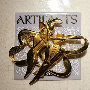 Vintage JJ gold lady and gentlemen dating, night out on the town brooch